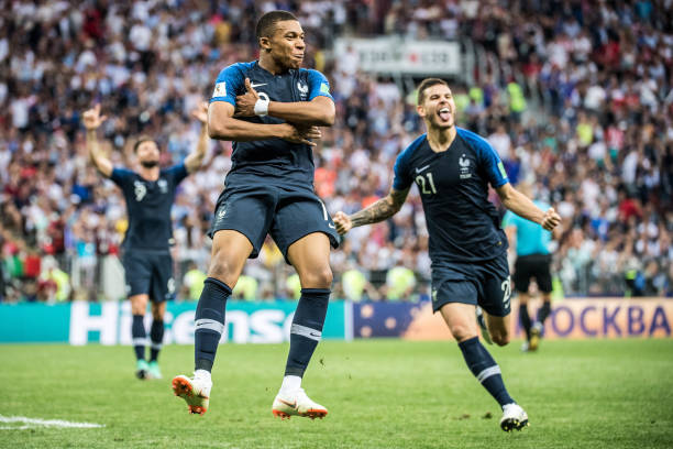 C罗现身引 C罗现身引